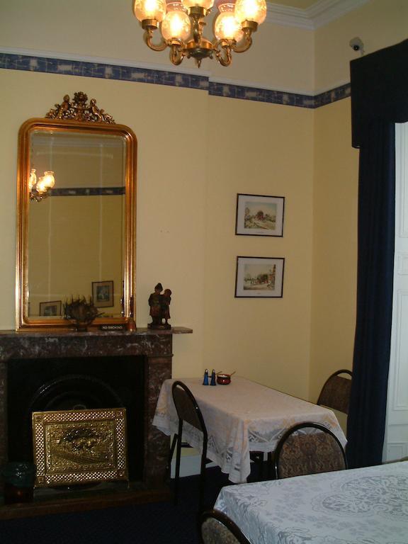 Claremont House Bed & Breakfast ดุนเลรี ภายนอก รูปภาพ