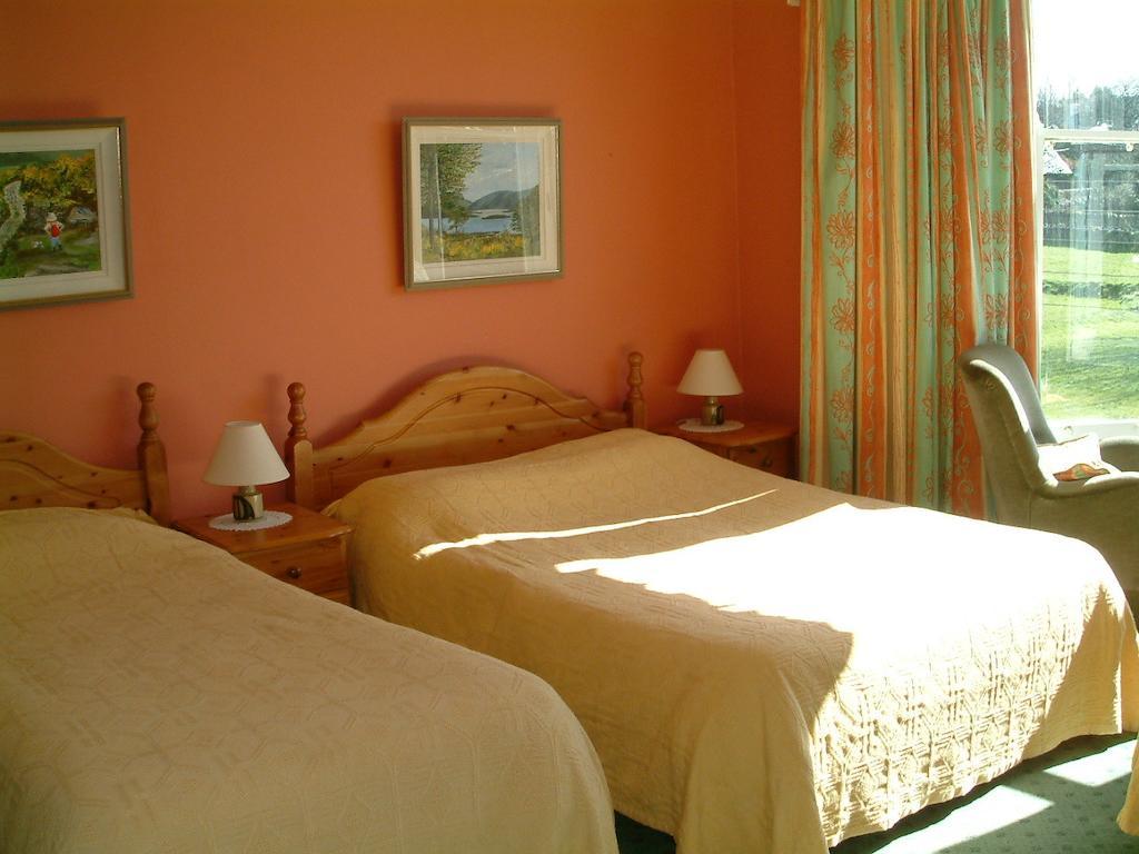 Claremont House Bed & Breakfast ดุนเลรี ห้อง รูปภาพ